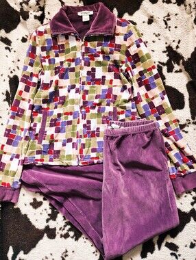 WOMEN'S 90'S/Y2K SPORTS JOGGER SET - EGGPLANT